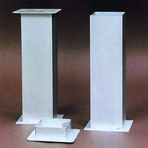 Bodenhülse 80x80 mm, mit Abdeckkappe